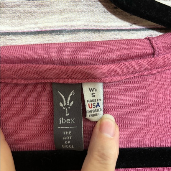 IBEX Wool Blend Long Sleeve V-Neck Hoodie Small Pink  B2 - Picture 2 of 7